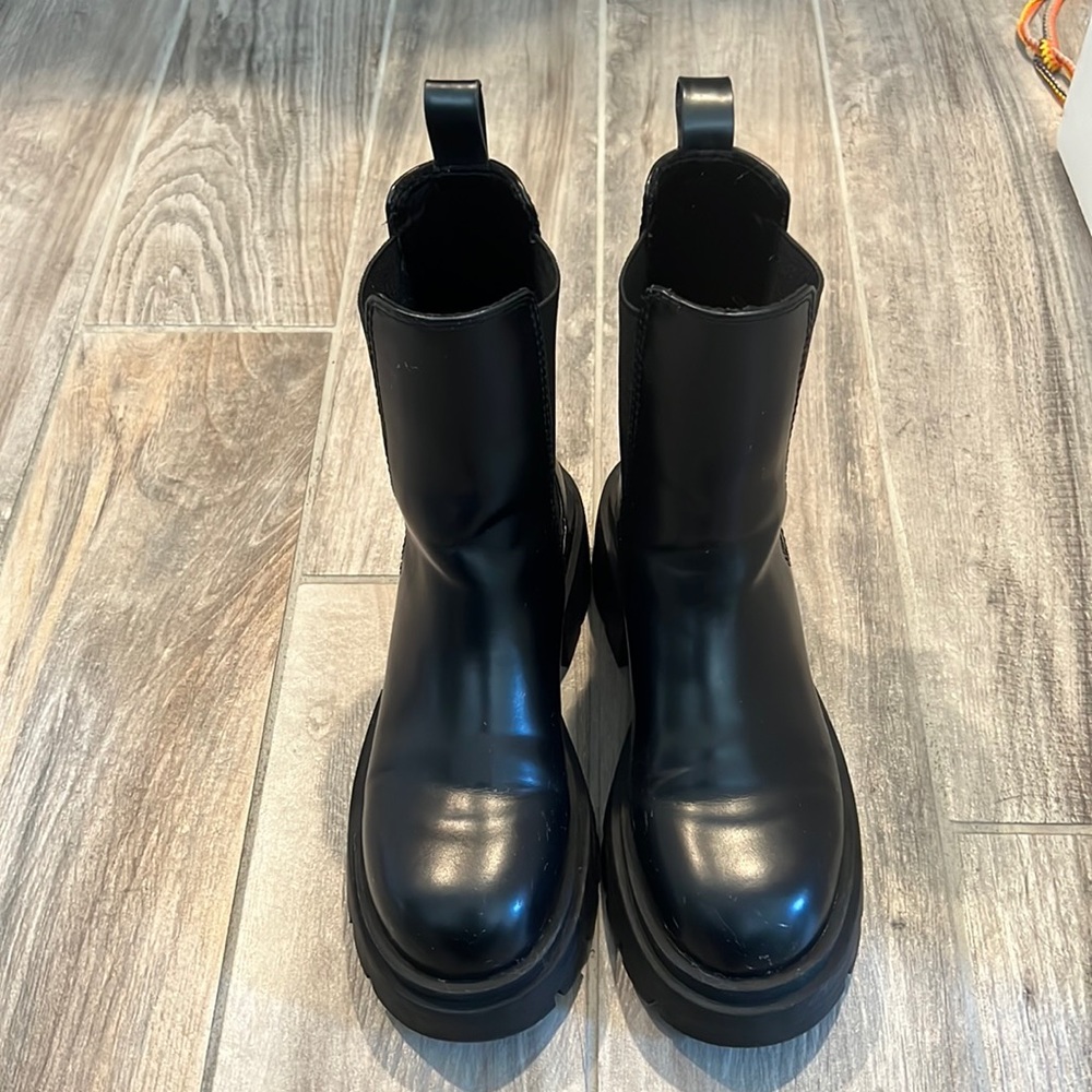 H&M Black boots